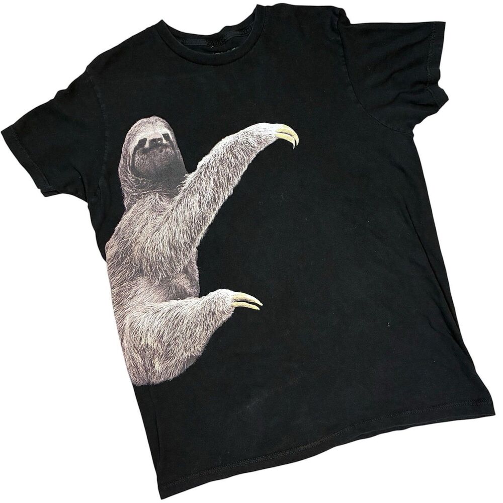 Black Matter Sloth Hanging Out Graphic Black T Shirt Men's Large